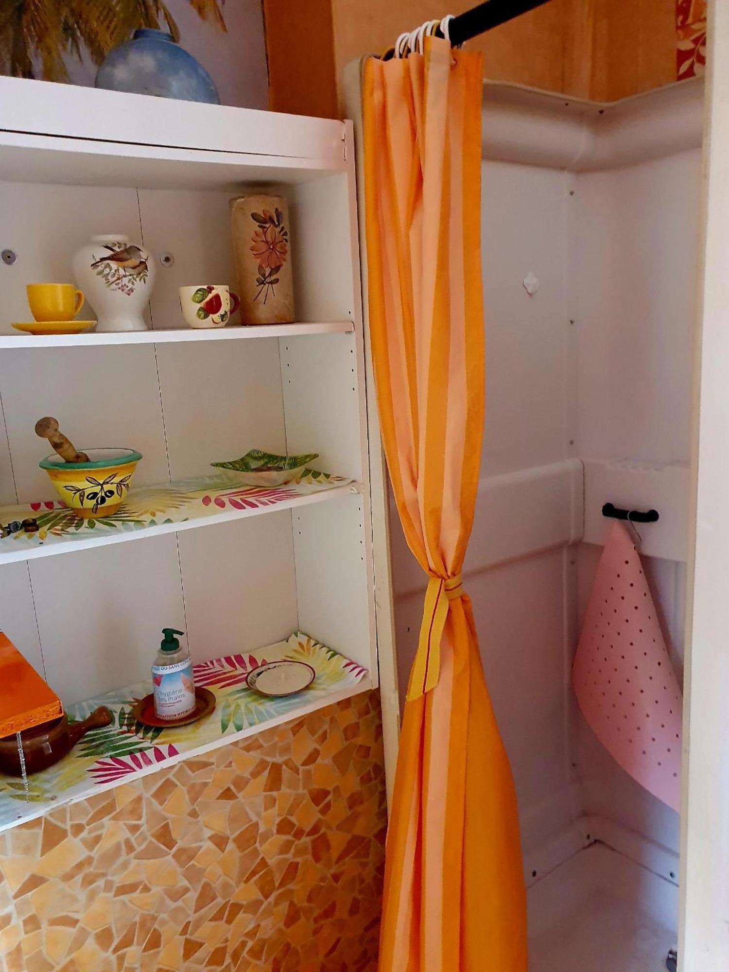 Bed And Breakfast Les Roses Multicolores Du 47 Fumel Екстериор снимка